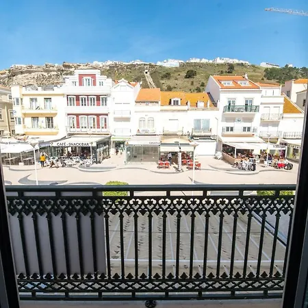 Cosy House In With Sea View Holiday home Nazare