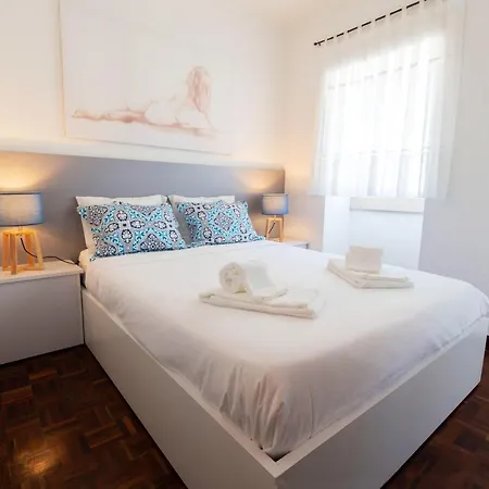 Cosy House In With Sea View Holiday home *