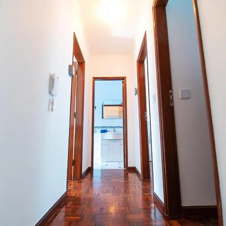 Cosy House In With Sea View Holiday home Nazare