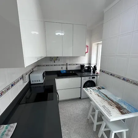 Cosy House In With Sea View Holiday home Nazare